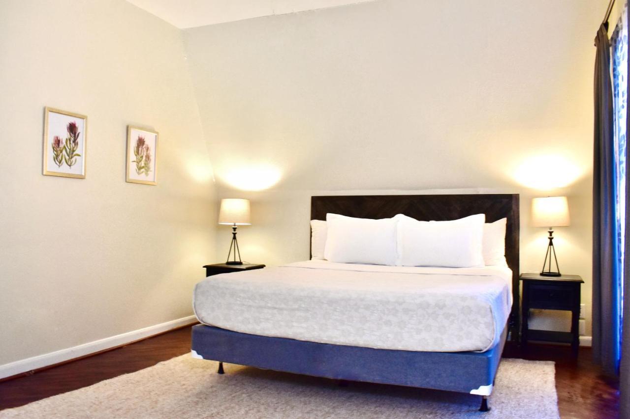 Montrose Pied-A-Terre Apartments Walking Distance To Museums Houston Exterior photo